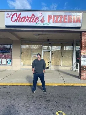 The Original Charlie's Pizzeria