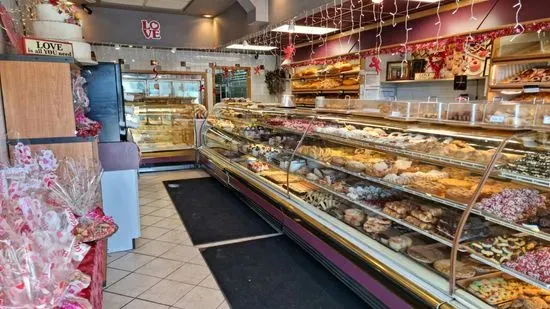 L'Affaire II Bake Shoppe