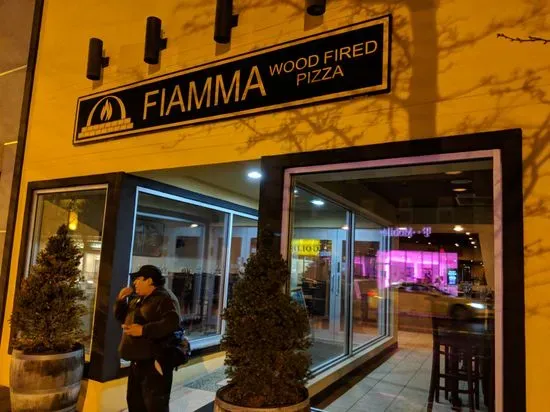 Fiammella Wood Fired Pizza & Italian Restaurant