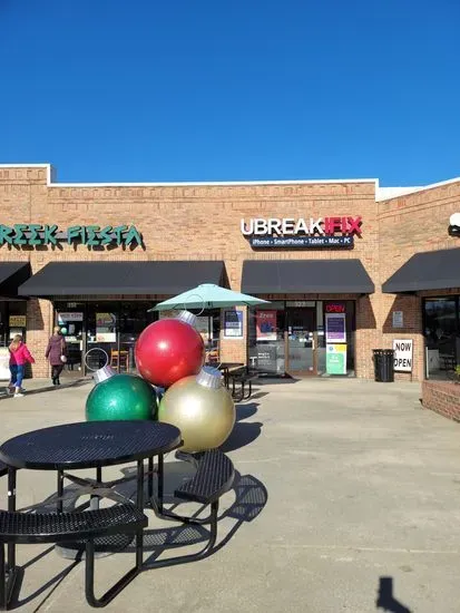 Greek Fiesta at Crossroads Plaza, Cary