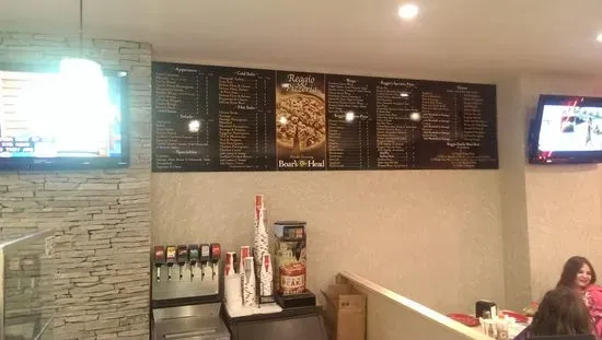 Reggio's Pizzeria