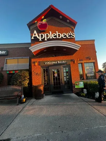 Applebee's Grill + Bar