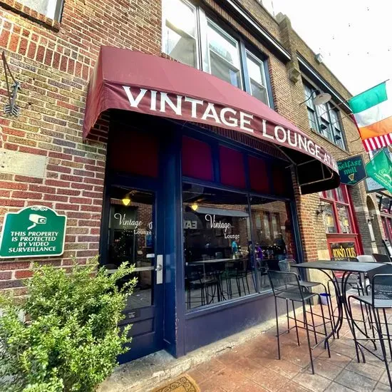 Vintage Lounge Bar