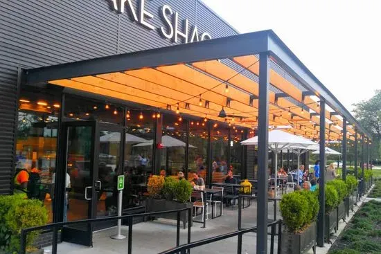 Shake Shack Staten Island Mall - New Springville