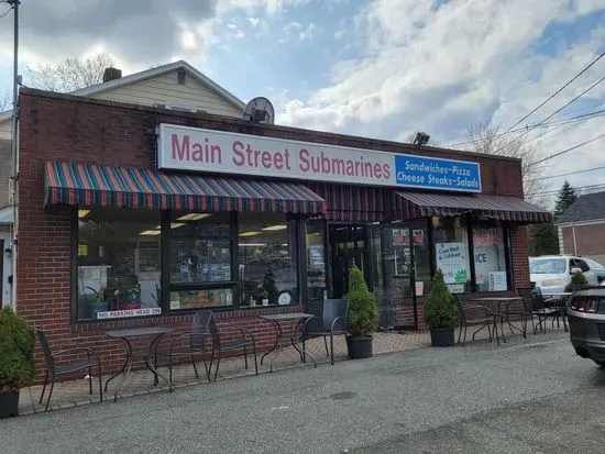 Main Street Submarines