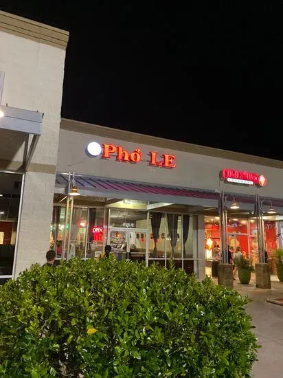 Pho Le