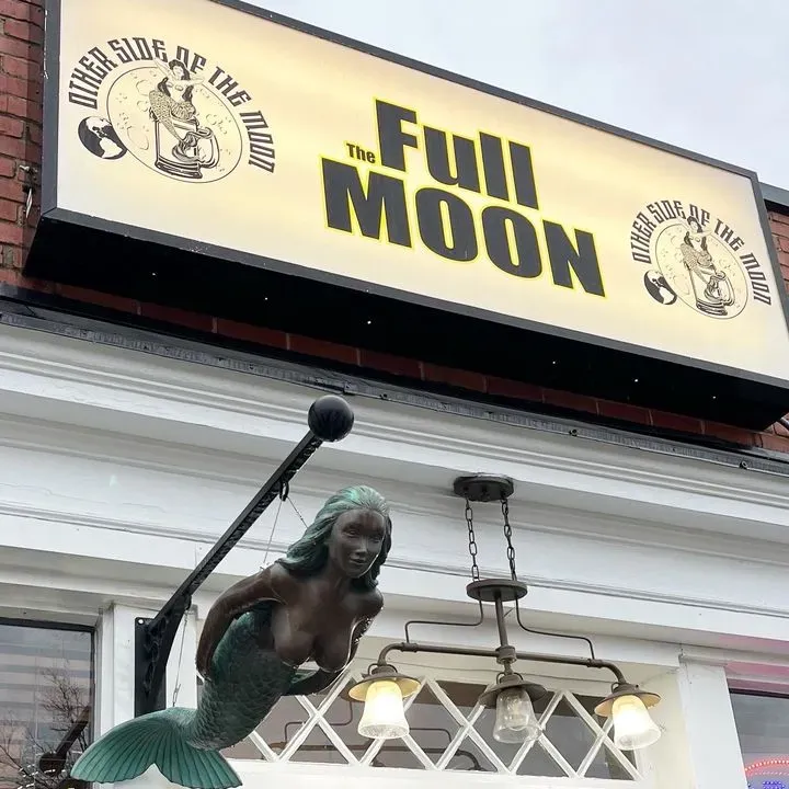 The Full Moon Oyster Bar Jamestown Jamestown, NC Checkle