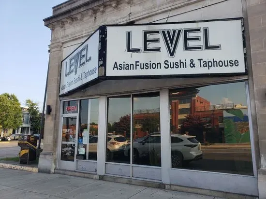 LEVEL Restaurant & Bar