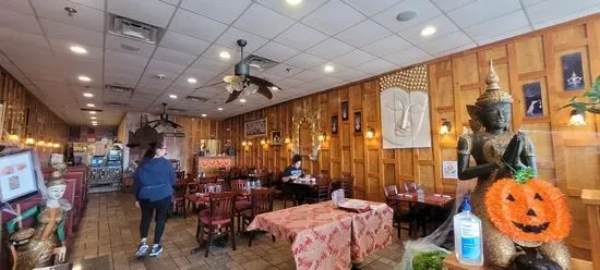 Thai Wat Restaurant