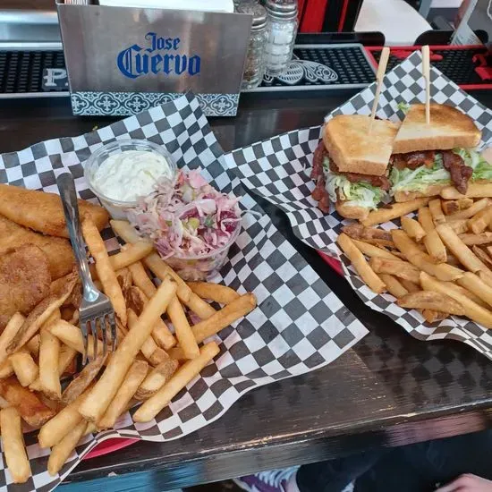 Jackson Hole Bar and Grill Chehalis, WA Checkle