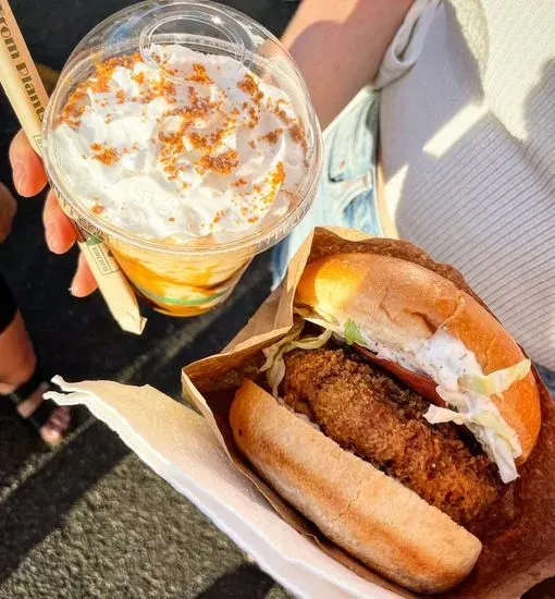 Veg Out Plant Based Burgers & Shakes Food Truck