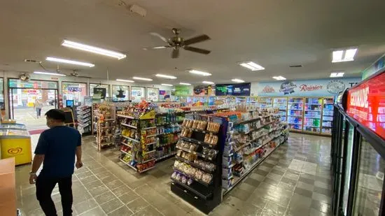 Buddie's Grocery & Deli