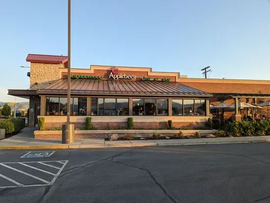 Applebee's Grill + Bar