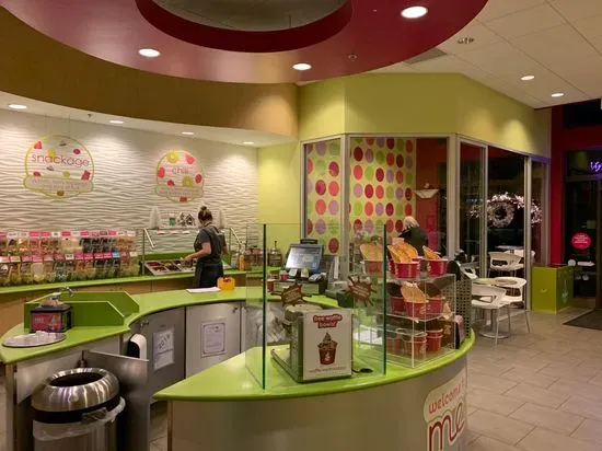 Menchie's Admiral