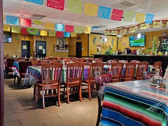 3 Amigos Mexican Grill