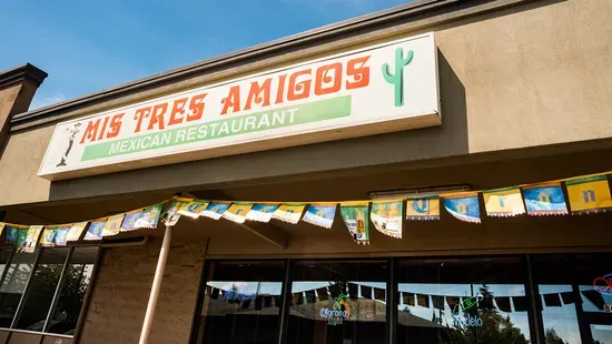Mis Tres Amigos Mexican Restaurant