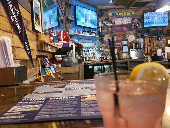 Shuckin' Shack Oyster Bar