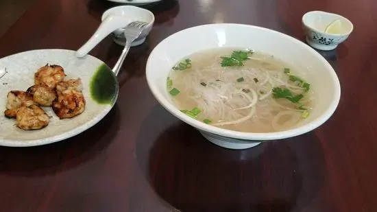 Pho Palace