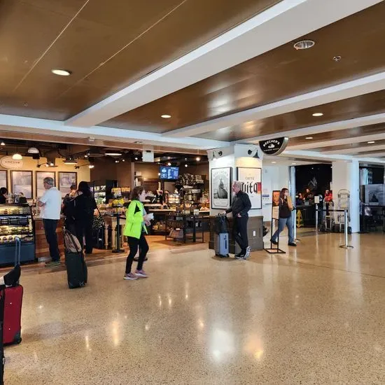 Beecher's Handmade Cheese - SeaTac C Gates