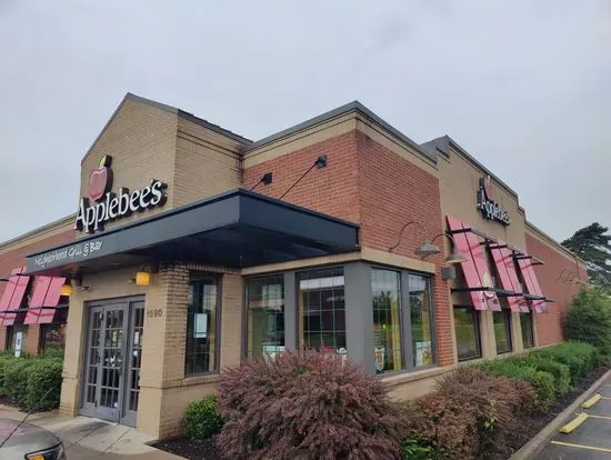 Applebee's Grill + Bar