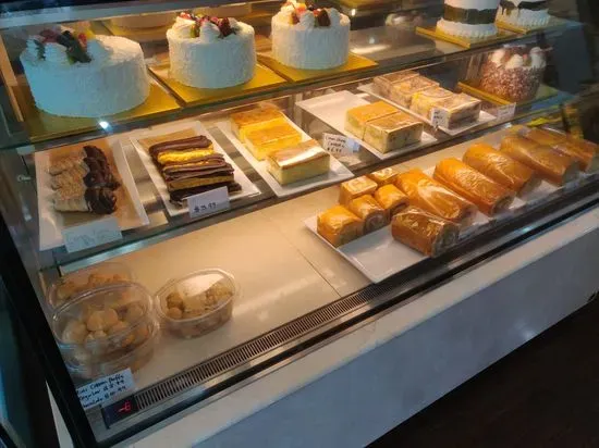 Boulangerie Bakery Café