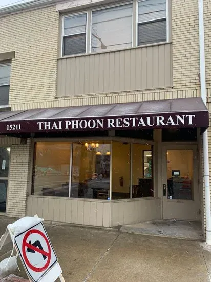 Thai Phoon Restaraunt