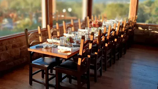 Eagles Nest Restaurant & Event Venue