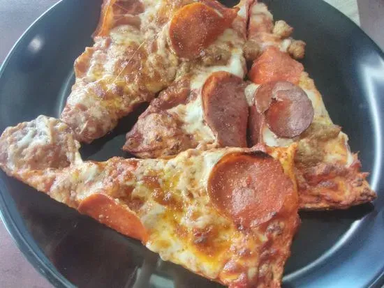 Round Table Pizza