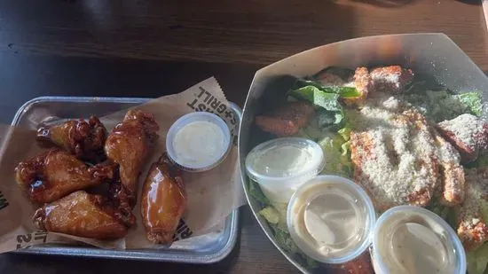 East Coast Wings + Grill