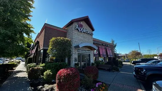 Applebee's Grill + Bar