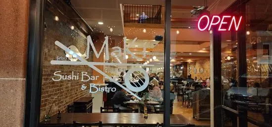 Maki Sushi Bar & Bistro