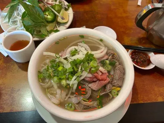 Pho & Cafe Anh Hong