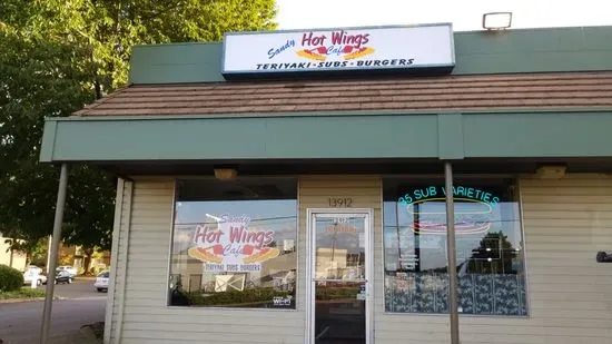 Sandy Hotwings Cafe