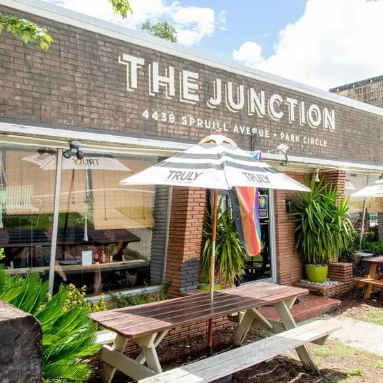 The Junction Kitchen & Provisions