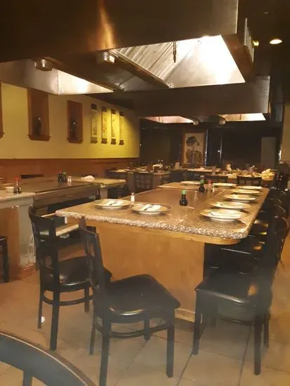 Dozo Sushi & Hibachi Restaurant