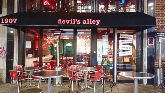 Devil's Alley Bar & Grill
