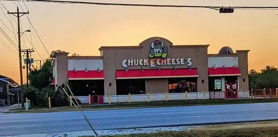 Chuck E. Cheese