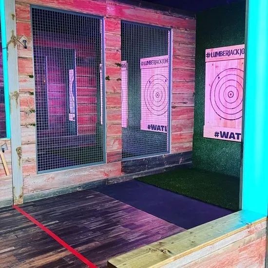 Lumberjack Johnny's Axe Throwing & Pinball