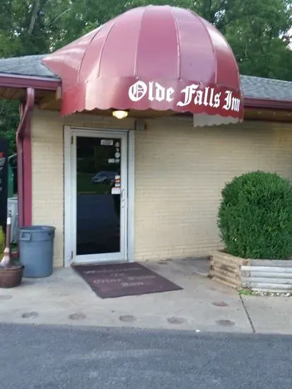 Olde Falls Inn