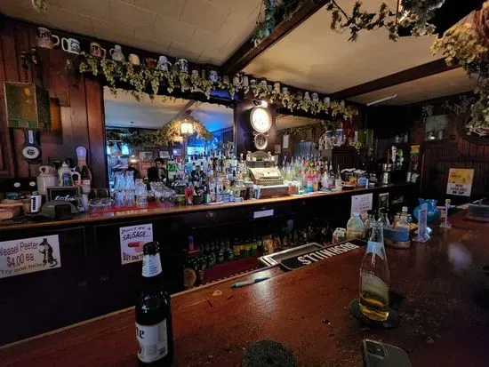 Hanson's Pub