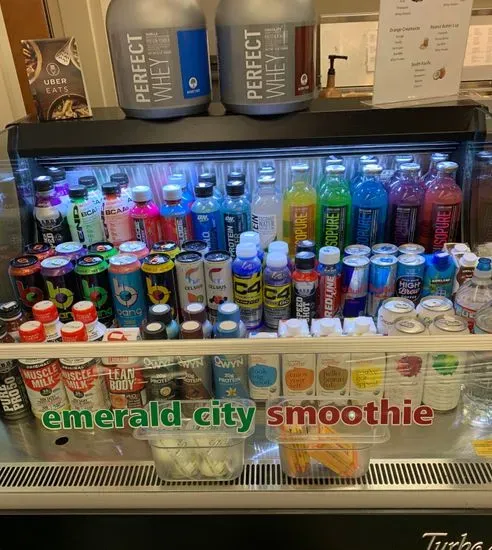 Emerald City Smoothie (Inside LA Fitness)