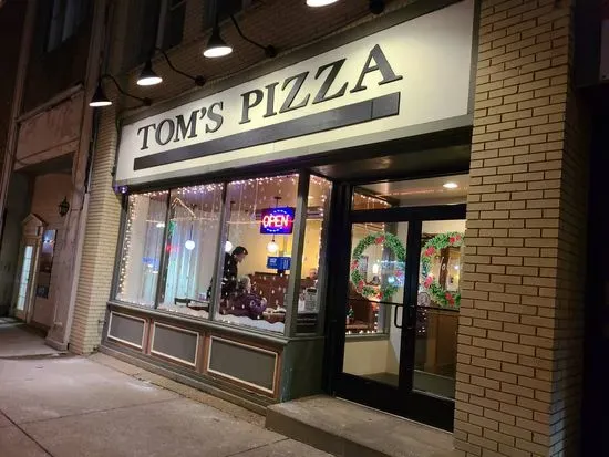 Toms Pizza & Restaurant