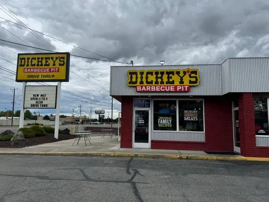 Dickey's Barbecue Pit