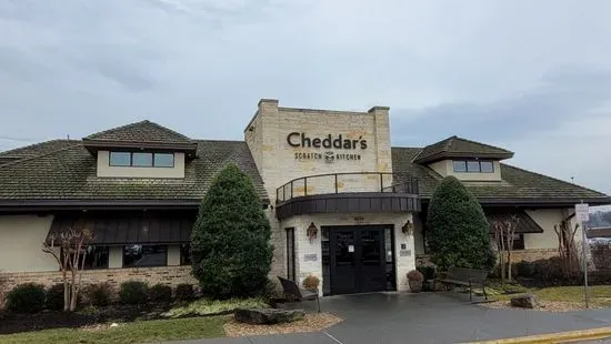 Cheddar's Scratch Kitchen