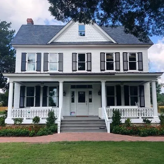 Back Bay's Farmhouse