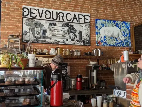 Devour Café