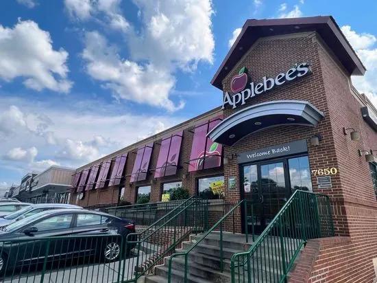 Applebee's Grill + Bar