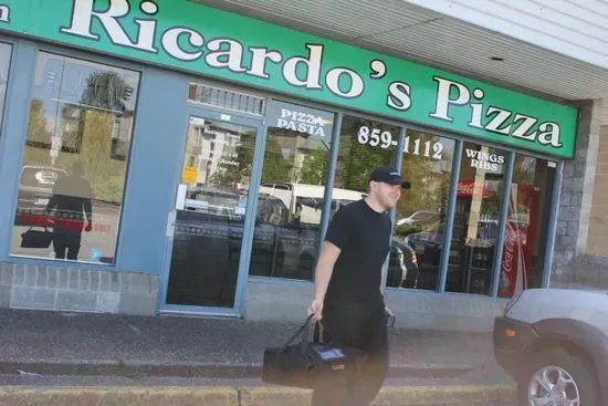 Ricardo's Pizza