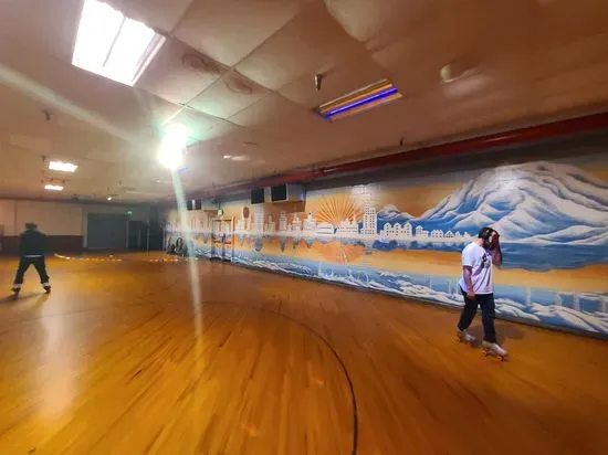 Lynnwood Bowl & Skate