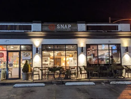 Snap Custom Pizza